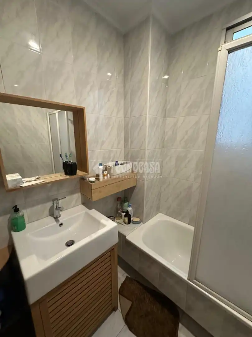 Baño de Piso en venta en Valencia con Balcón