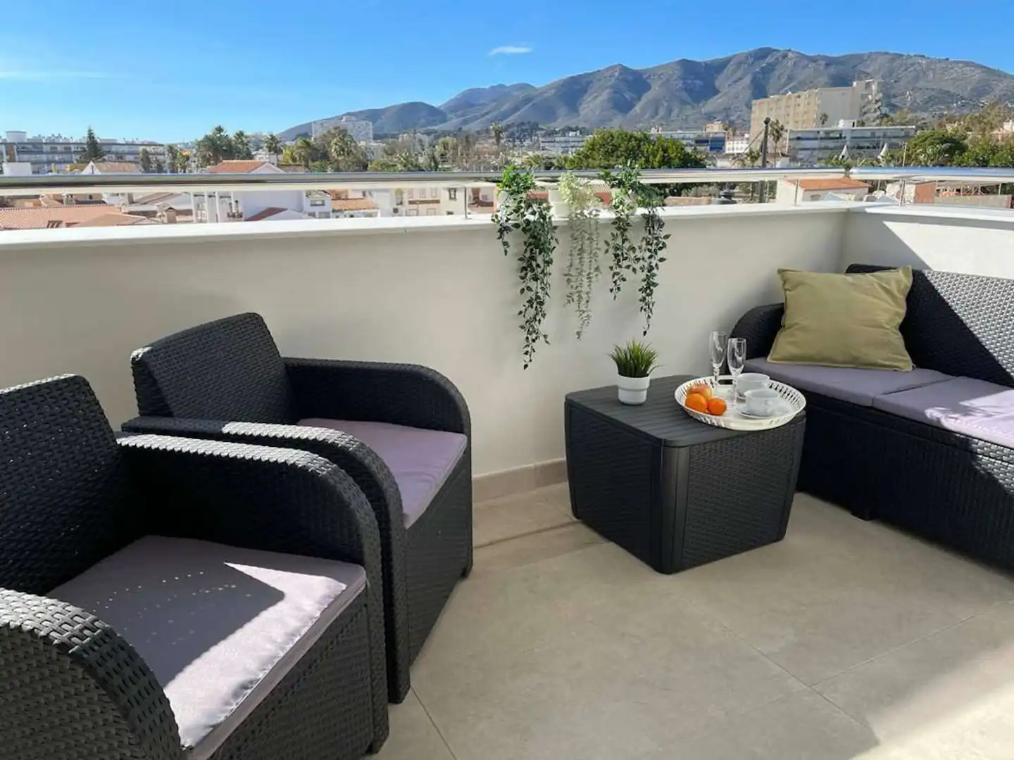 Terrassa de Apartament per a compartir en Torremolinos amb Aire condicionat, Terrassa i Moblat