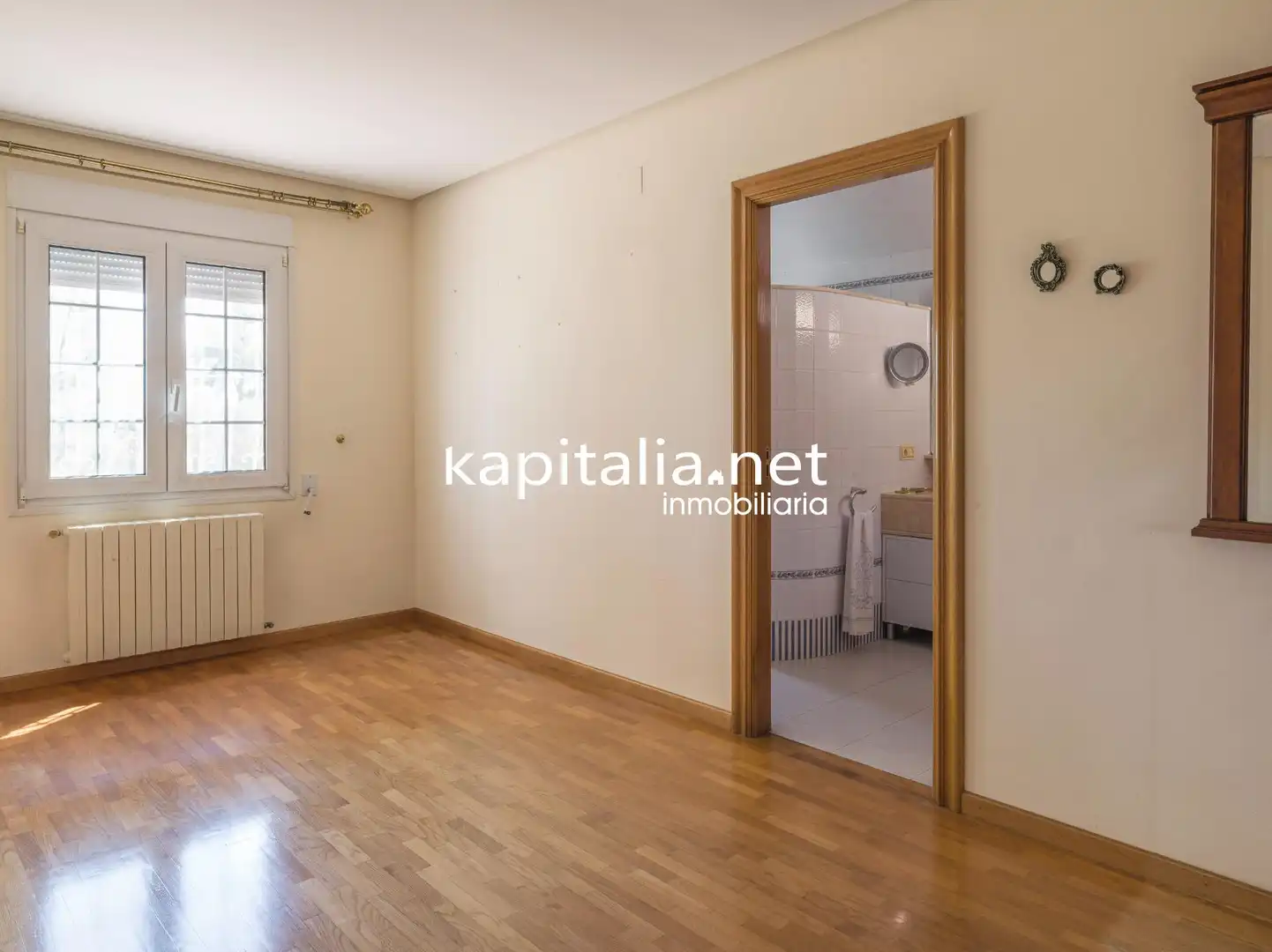 Dormitori de Casa o xalet en venda en Ontinyent amb Calefacció, Jardí privat i Traster