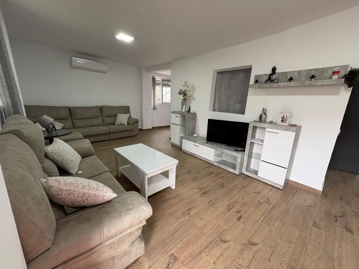 Sala de estar de Casa o chalet en venta en Carboneras con Aire acondicionado, Jardín privado y Terraza