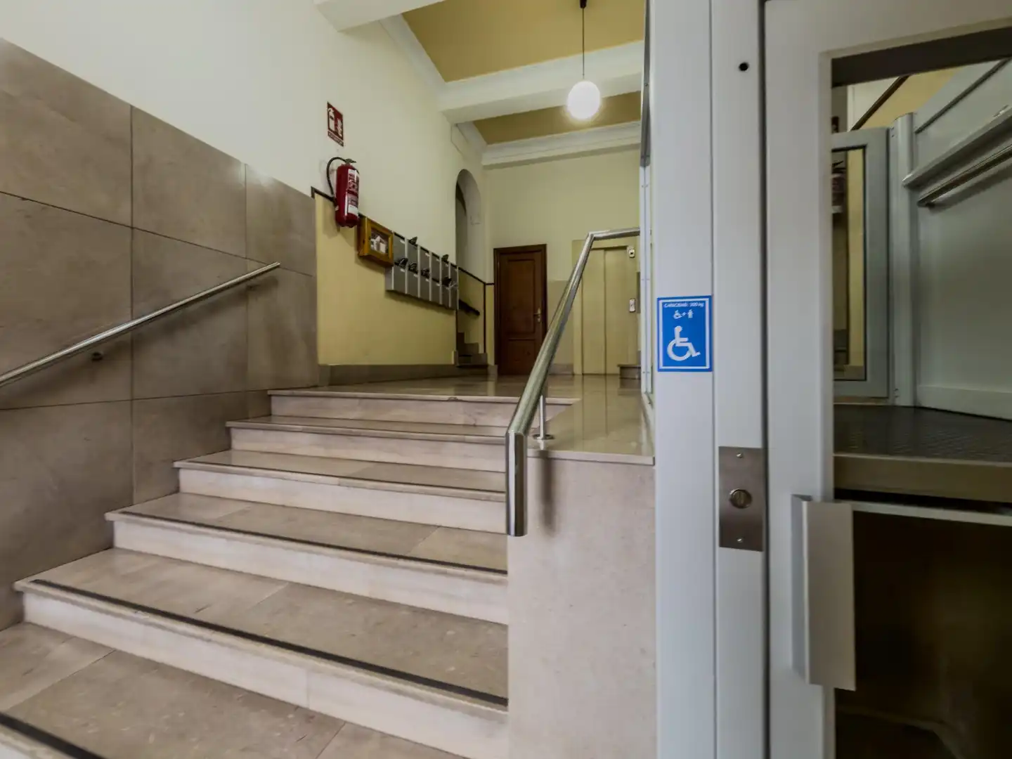 Pis en venda en Torrelavega  amb Calefacció, Parquet i Traster