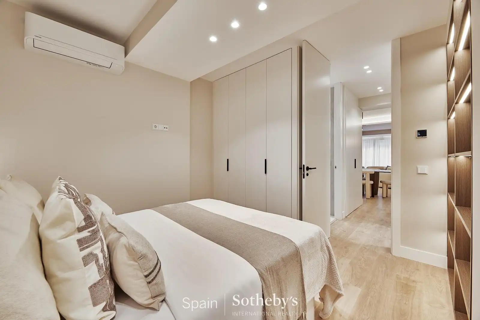 Schlafzimmer von Wohnungen zum Verkauf in Madrid mit Klimaanlage und Heizung