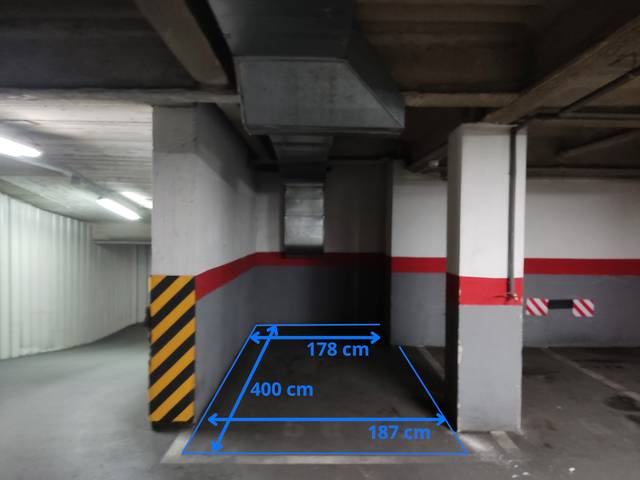 Garaje en Venta en Calle de San Agustín, 13 en Cortes - Huertas