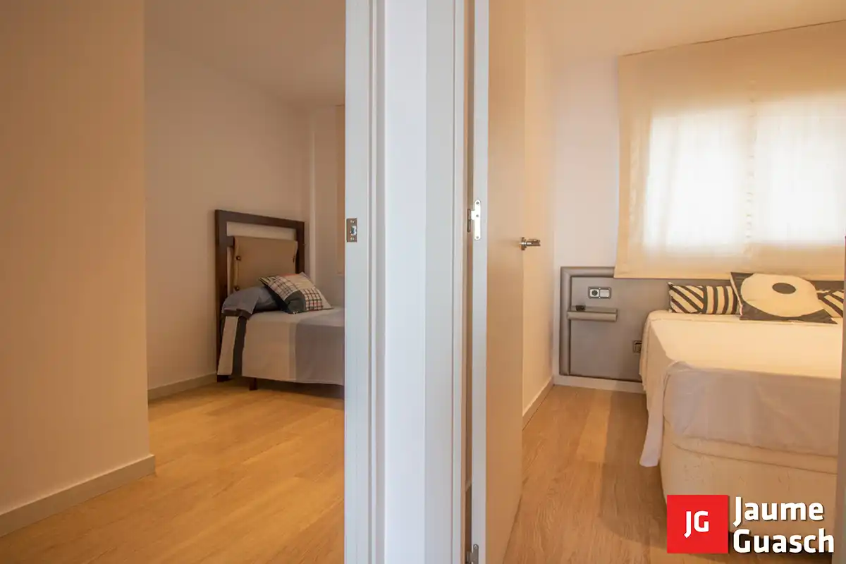 Bedroom of Flat for sale in Torredembarra  with Air Conditioner, Heating and Parquet flooring