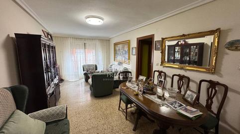 Foto 2 de Piso en venta en Calle Oropéndola, 13, Pizarrales, Salamanca