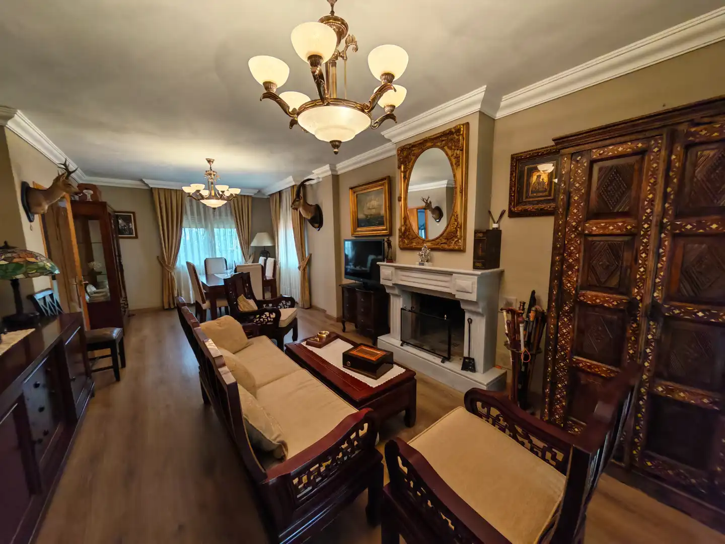 Sala de estar de Casa o chalet en venta en Alhaurín de la Torre con Aire acondicionado, Calefacción y Jardín privado