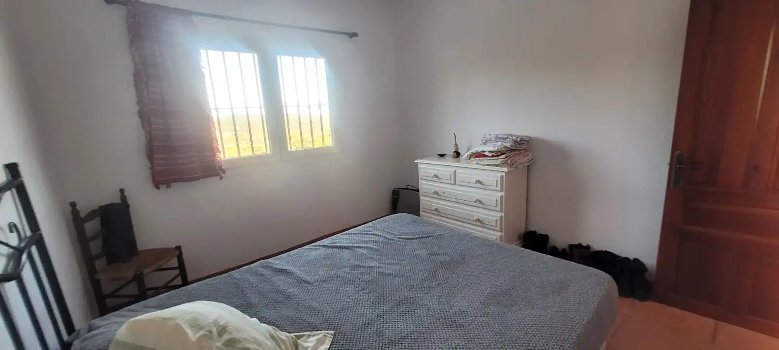 Dormitori de Casa o xalet en venda en Tarifa amb Jardí privat, Moblat i Forn