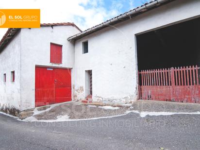 Vista exterior de Casa o xalet en venda en Villaviciosa amb Balcó