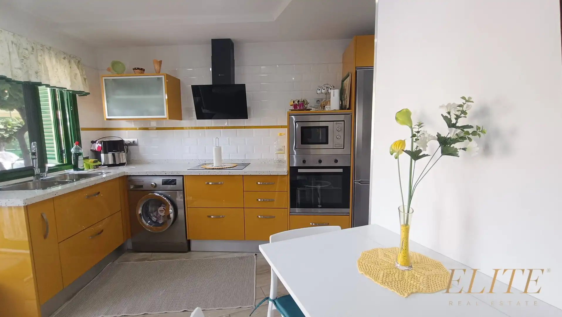 Cuina de Apartament en venda en San Bartolomé de Tirajana amb Aire condicionat i Piscina comunitària