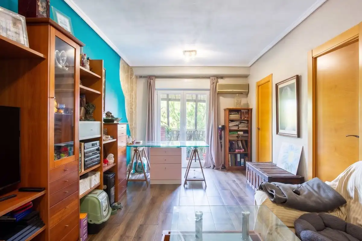 Wohnzimmer von Wohnung zum Verkauf in Mislata mit Klimaanlage und Heizung