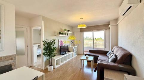 Foto 2 de Apartamento de alquiler en Punta Prima, Alicante