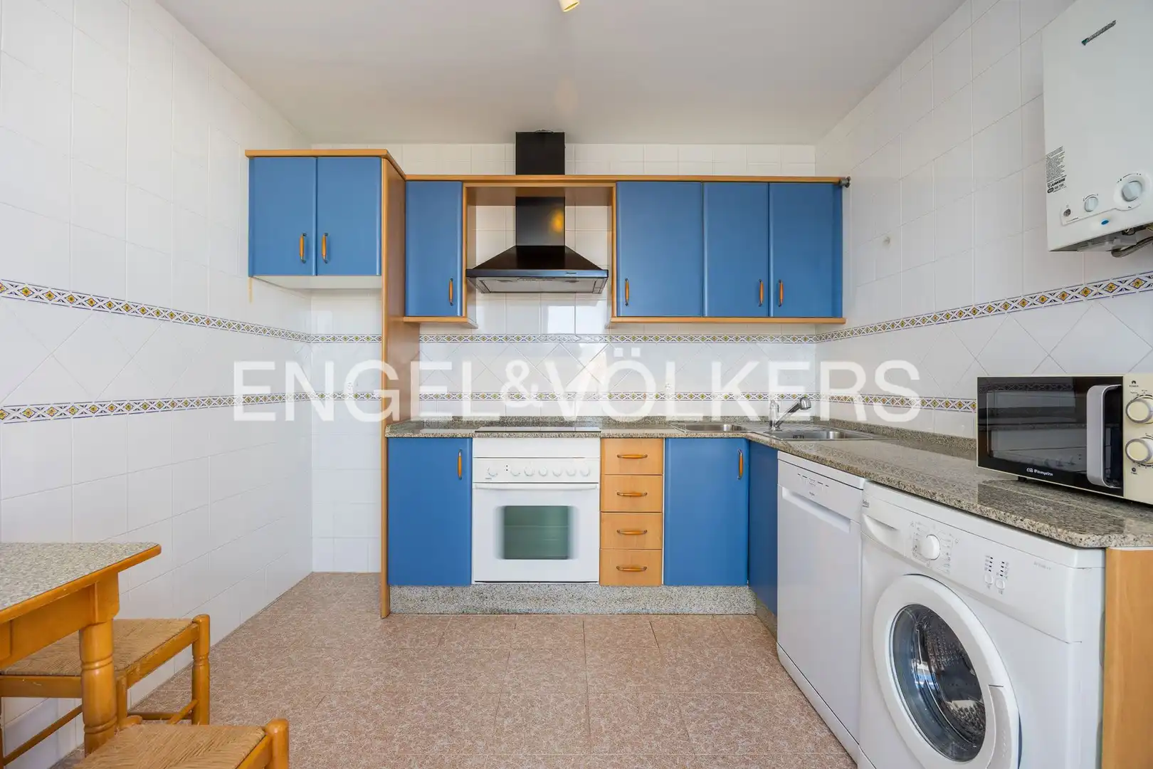 Kitchen of Attic for sale in Conil de la Frontera  with Air Conditioner, Heating and Terrace