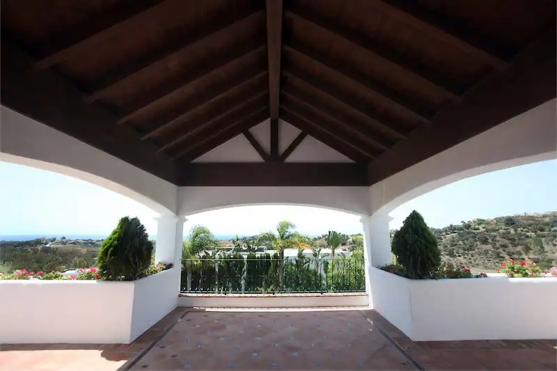 Casa con piscina in vendita a Benahavís pueblo, imagen 2