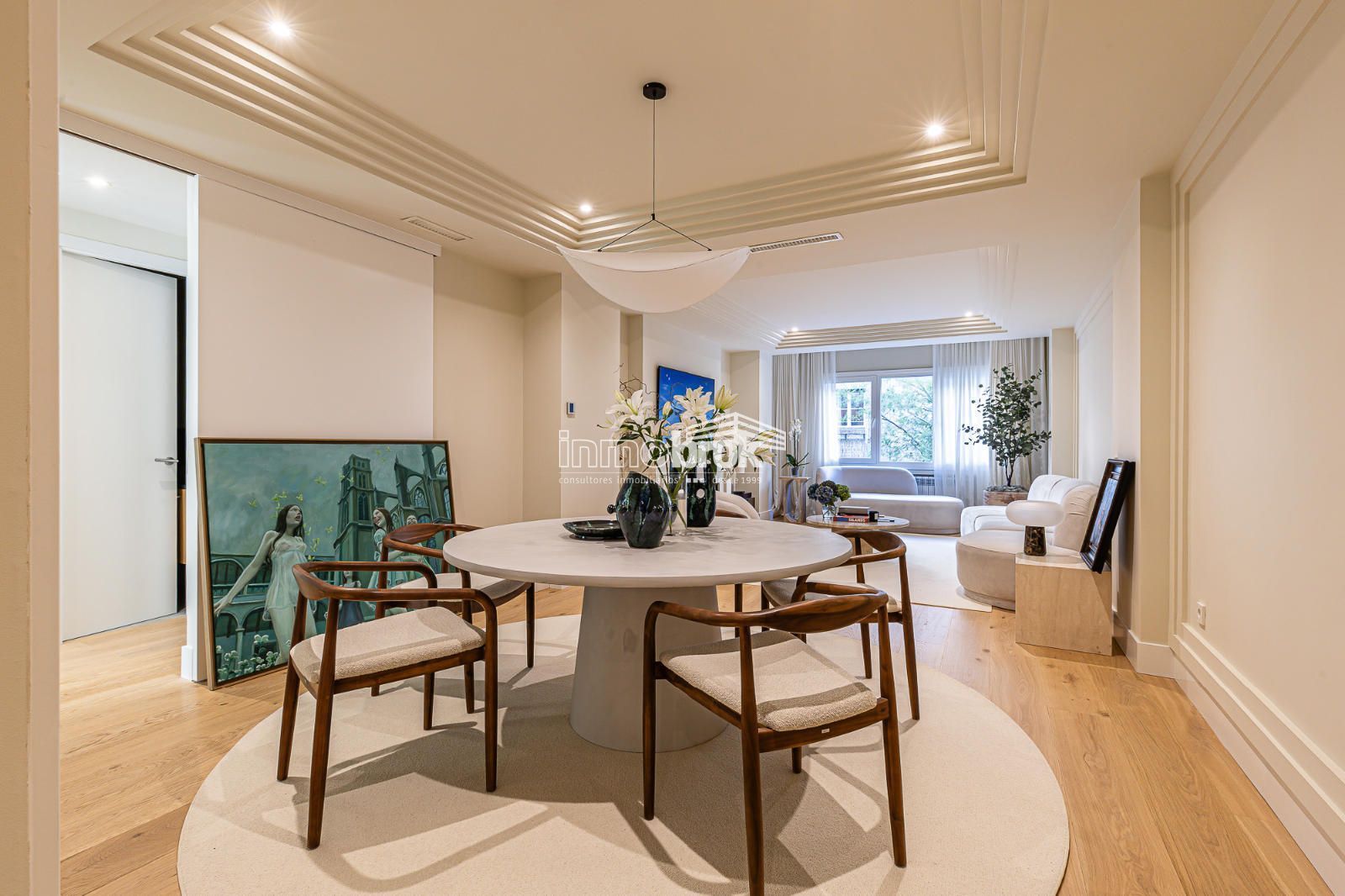 Comedor de Piso en venta en  Madrid Capital con Terraza y Amueblado