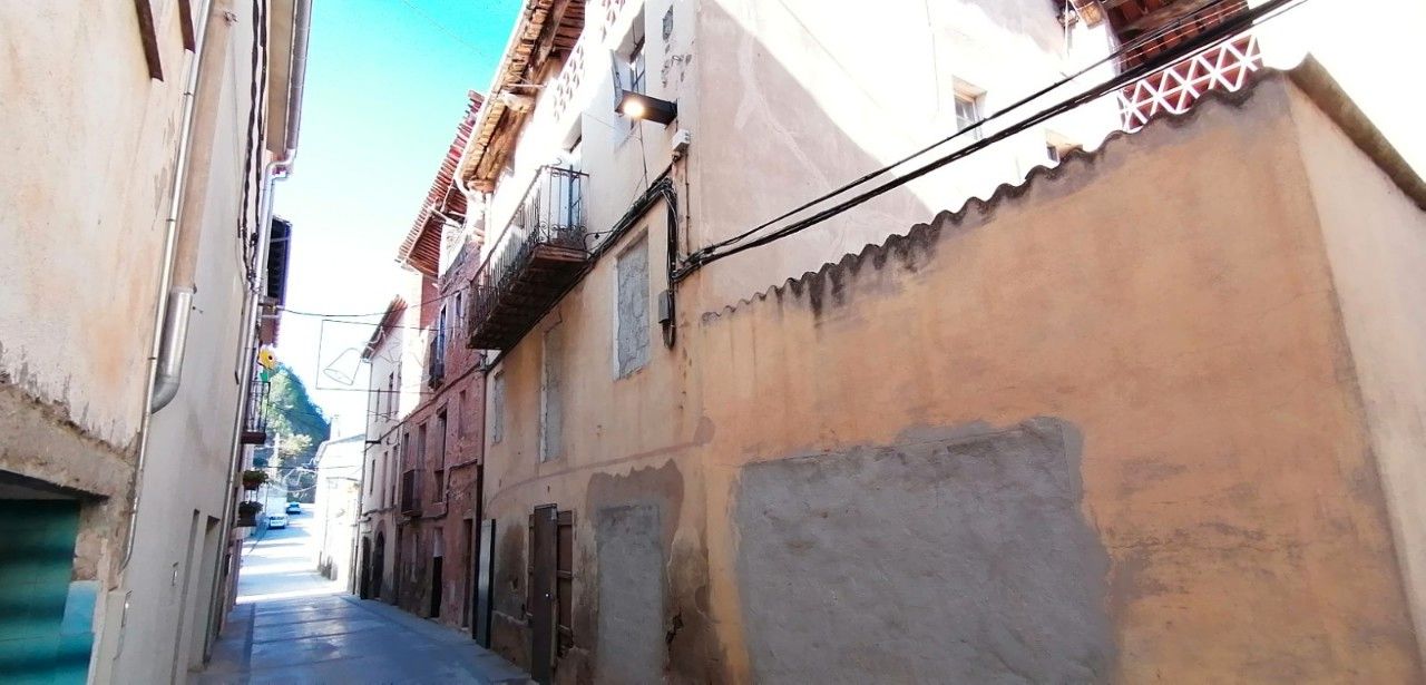 Vista exterior de Casa adosada en venta en Cardona