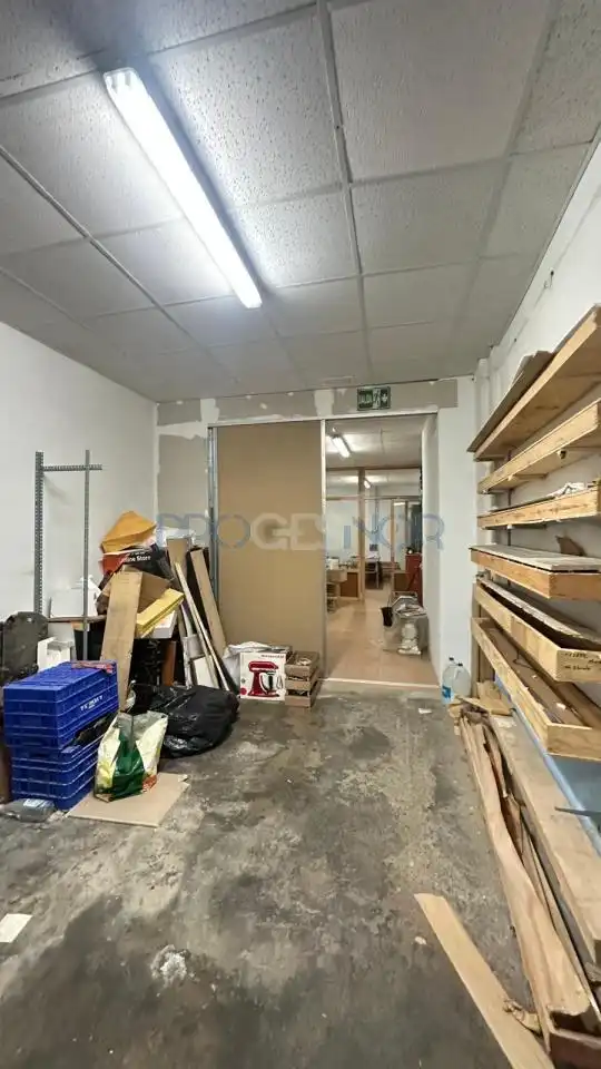 Local comercial en venda a Juan de Vega, imagen 15