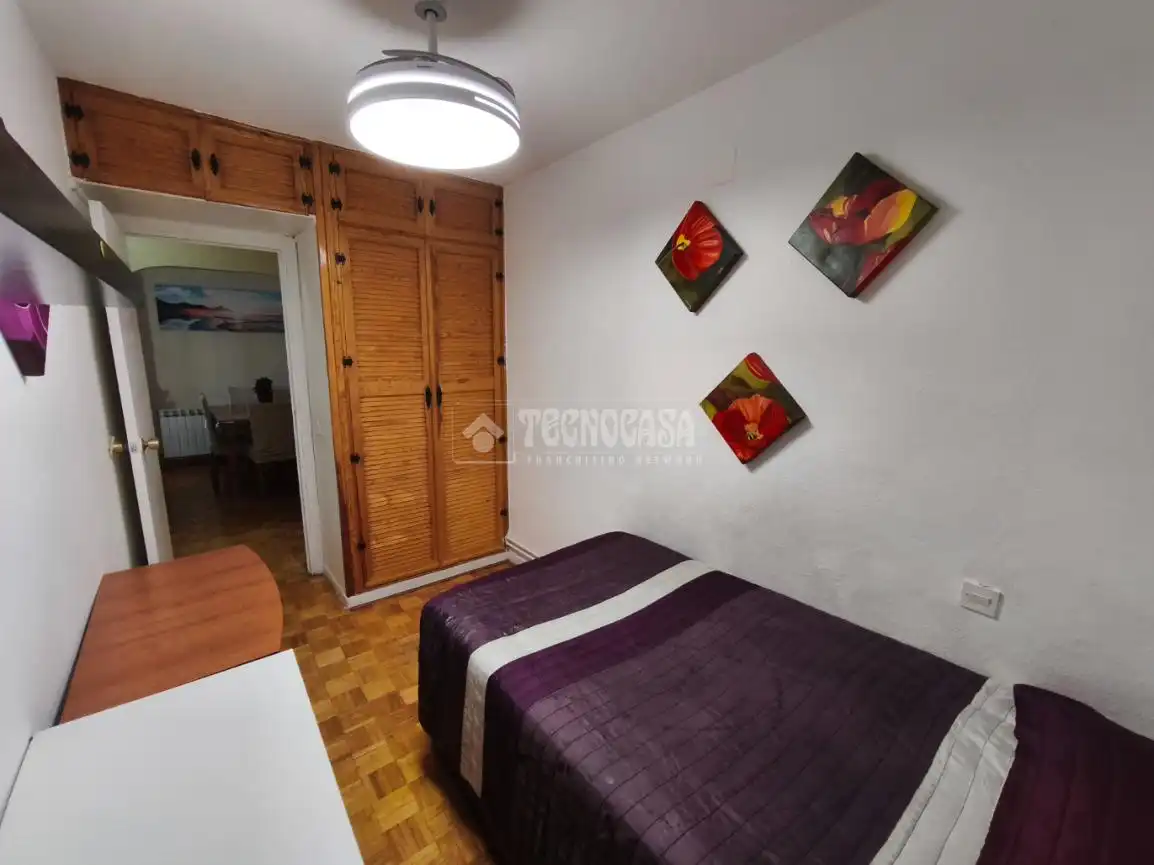Habitación de Piso en venta en Azuqueca de Henares con Calefacción, Terraza y Balcón