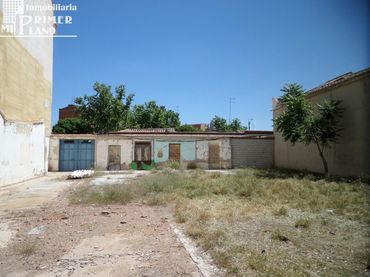 Terreni e lotti in vendita a Calle DOÑA CRISANTA