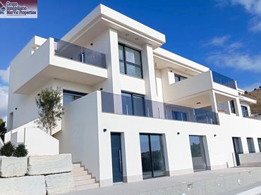Villa mit Pool zum Verkauf in Golf Bahía