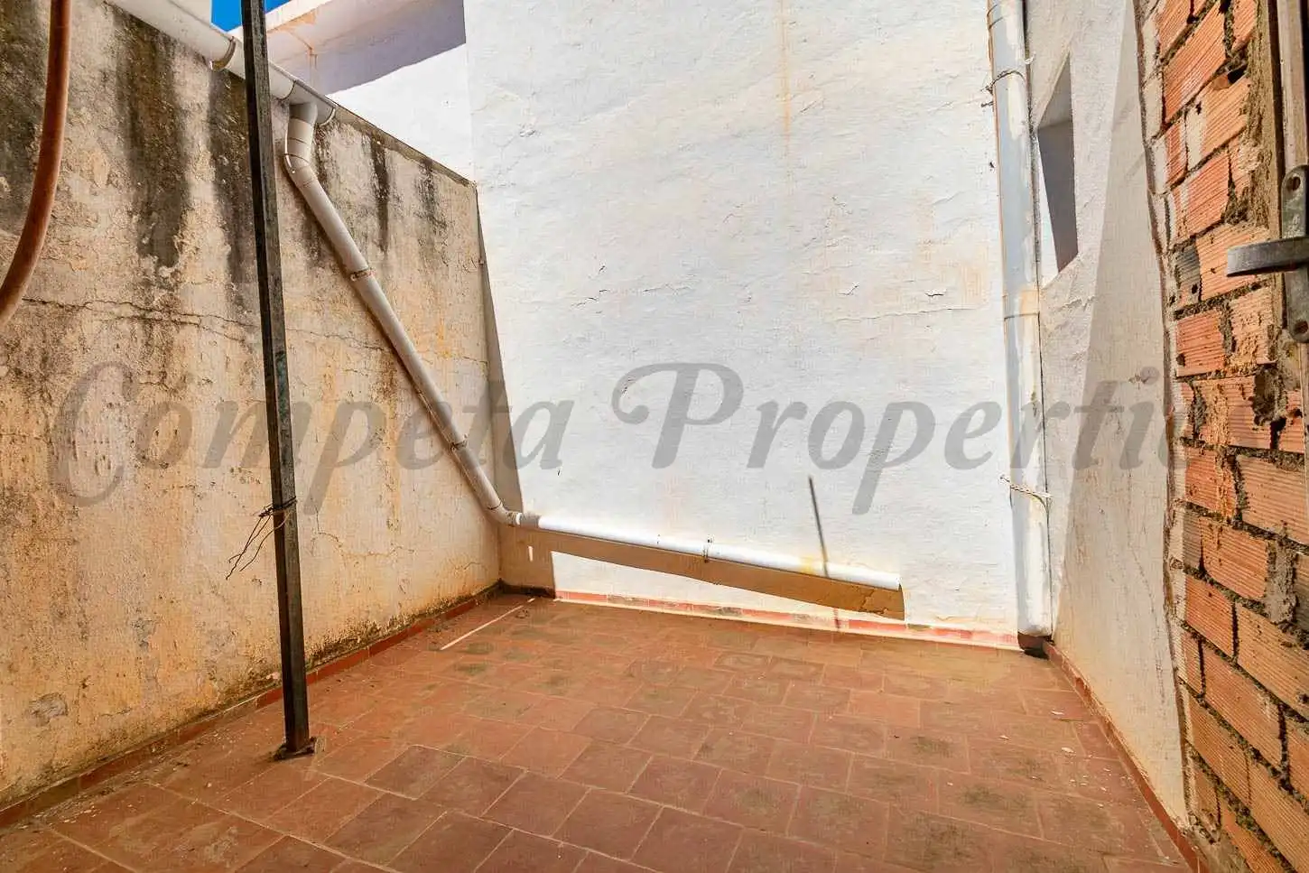 Vista exterior de Casa o xalet en venda en Torrox amb Terrassa