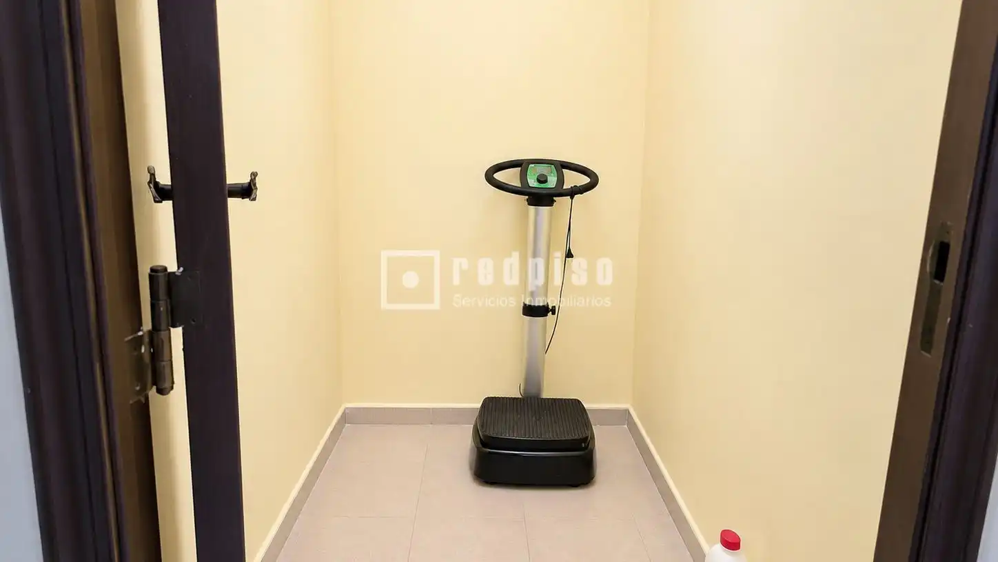 Bedroom of Houses for sale in Alameda de la Sagra