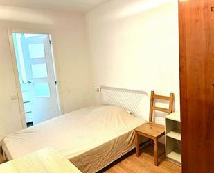 Bedroom of Apartment to share in  Barcelona Capital  with Furnished, Washing machine and Internet