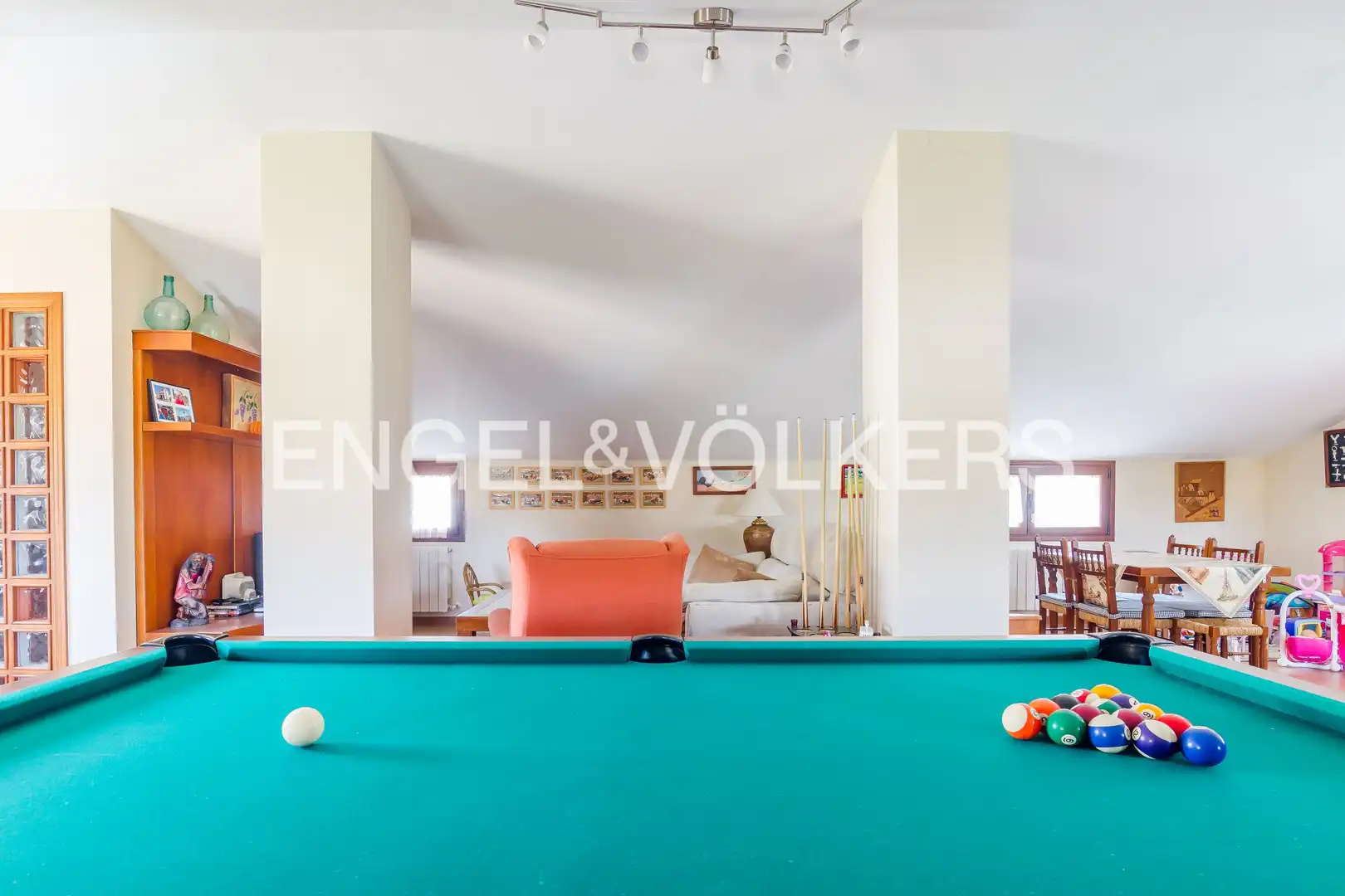 Sala de estar de Casa o chalet en venta en Berzocana con Calefacción, Jardín privado y Terraza