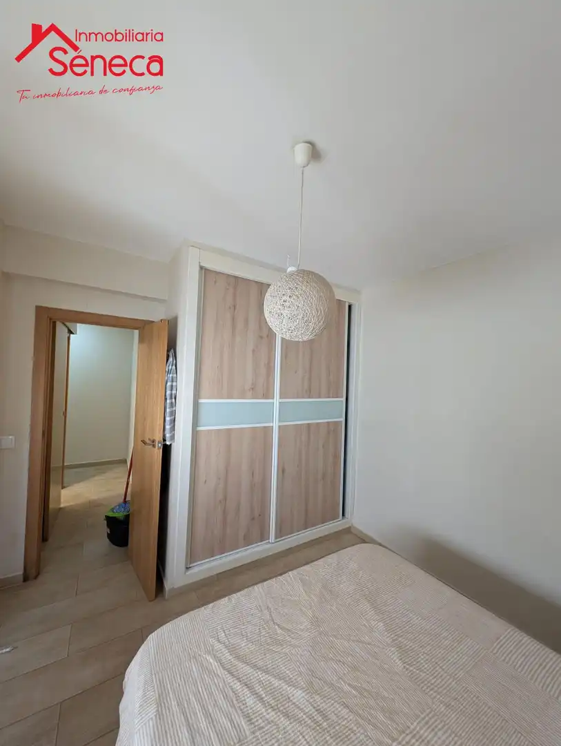 Schlafzimmer von Wohnung zum Verkauf in Córdoba mit Klimaanlage, Heizung und Abstellraum