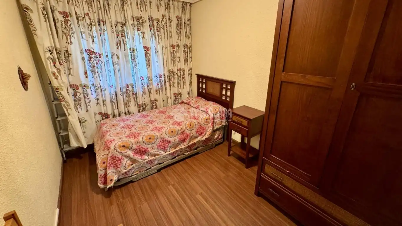 Schlafzimmer von Wohnung zum Verkauf in Iglesia - Estación