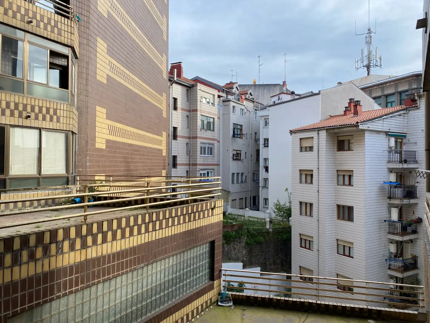Vista exterior de Piso en venta en Bilbao  con Calefacción, Terraza y Balcón