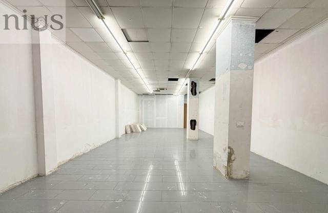 Local comercial en Alquiler en Arrancapins