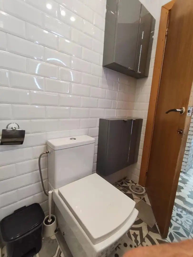 Badezimmer von Wohnung zur Miete in Valencia mit Klimaanlage, Möbliert und Balkon
