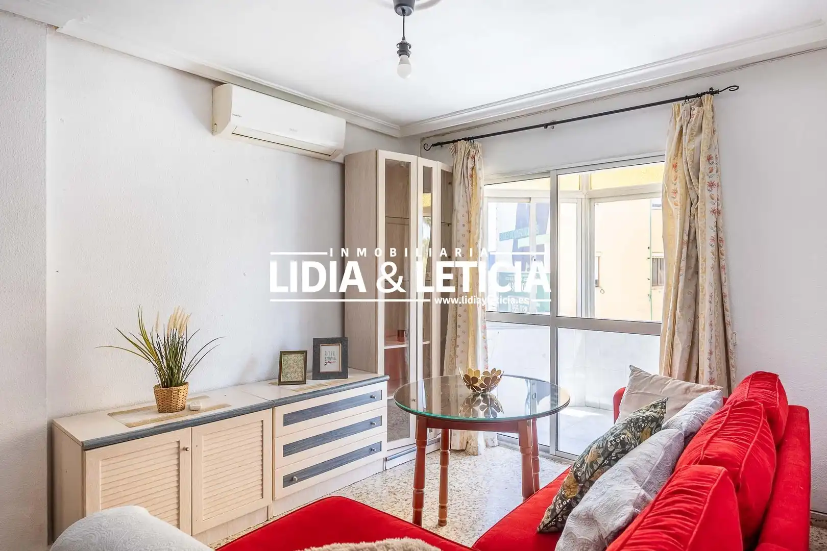 Exterior view of Flat for sale in Alcalá de Guadaira  with Air Conditioner, Terrace and Furnished