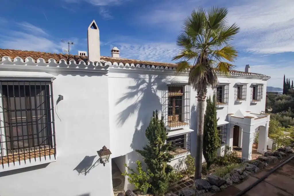 Chalet con terraza en venta en Torrox Pueblo