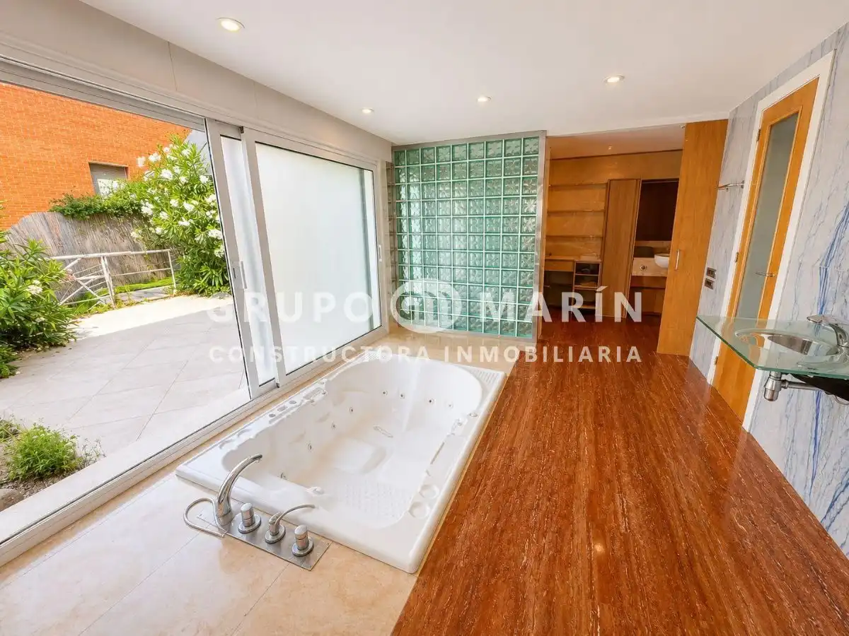 House with terrace for sale in Calle Ginesta, imagen 10