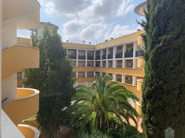 Apartamento en Alquiler en Doctor Barraquer - G. Renfe - Policlínico