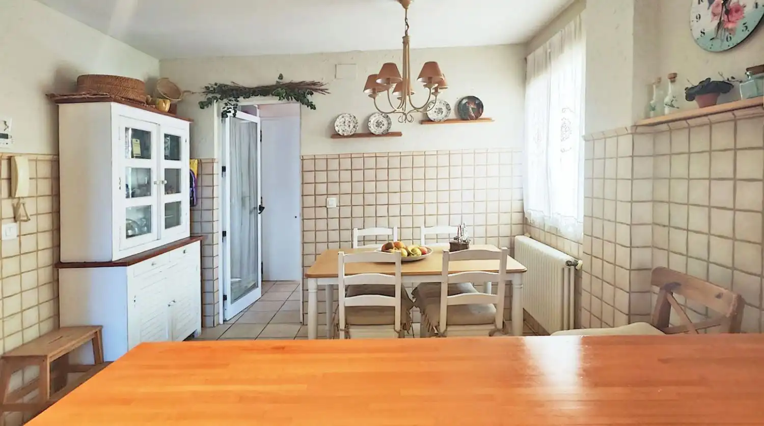 Cuina de Casa o xalet en venda en Benicasim / Benicàssim amb Aire condicionat, Calefacció i Jardí privat