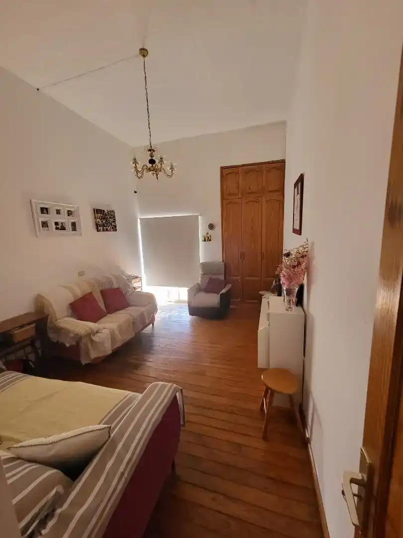 Sala d'estar de Casa adosada en venda en El Pinar de El Hierro amb Moblat i Balcó