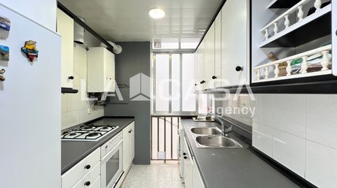 Foto 3 de Piso en venta en Plaça de Trafalgar, Llefià, Badalona