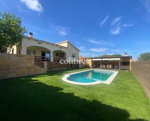 Vista exterior de Casa o xalet en venda en El Vendrell amb Aire condicionat, Calefacció i Terrassa