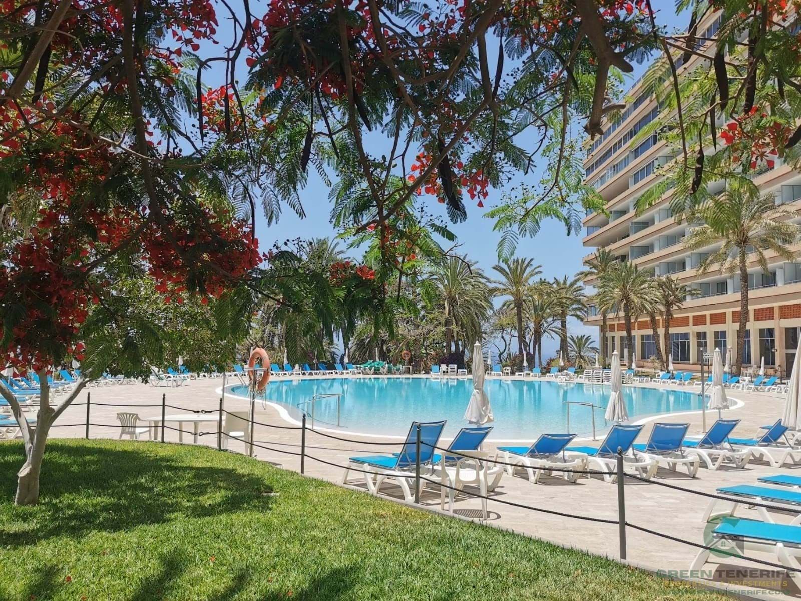 Swimming pool of Flat for sale in Adeje