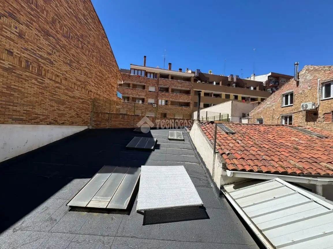Terrassa de Edifici en venda en Zaragoza