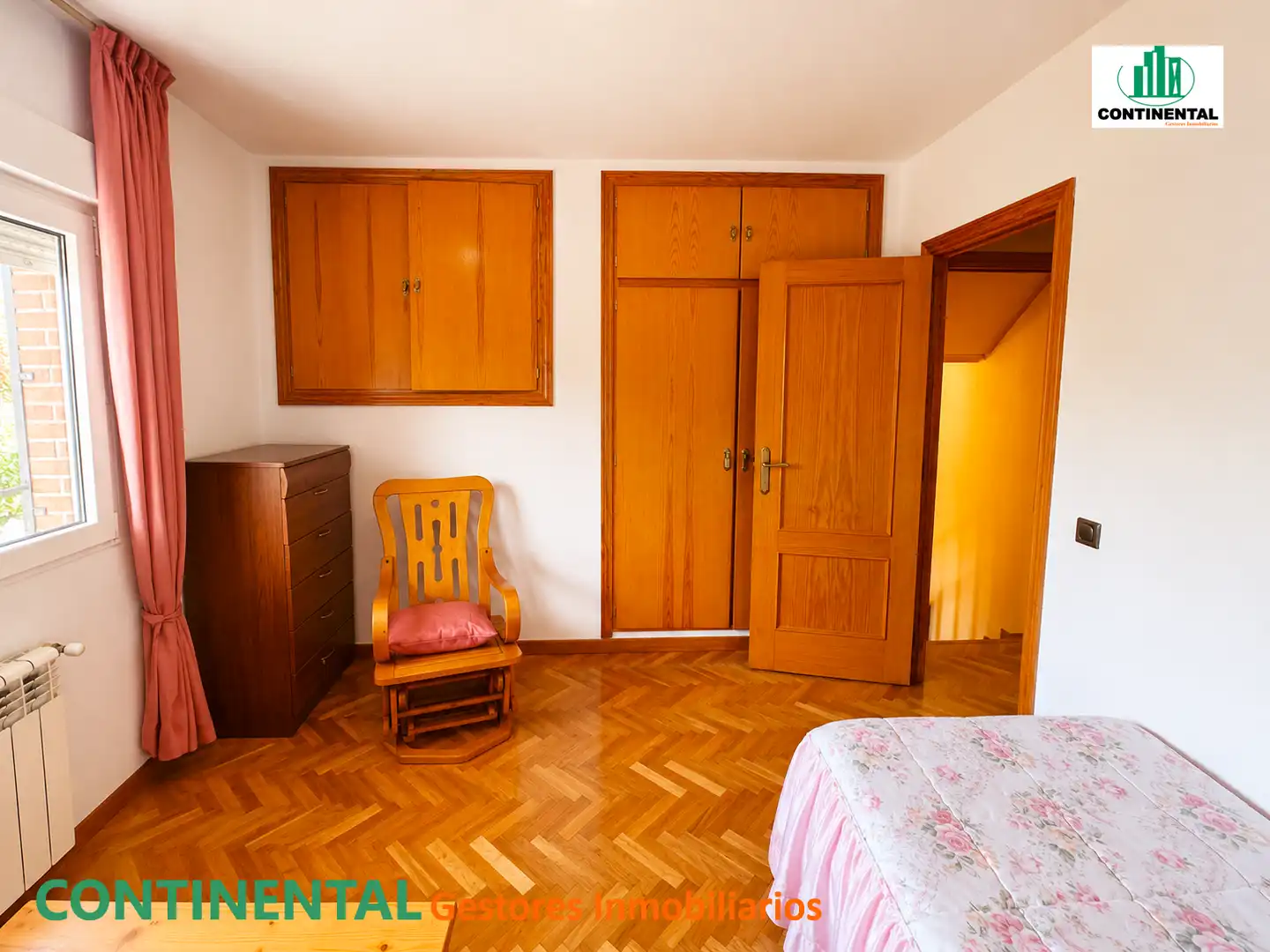 Dormitori de Casa o xalet en venda en Galapagar amb Calefacció, Jardí privat i Terrassa
