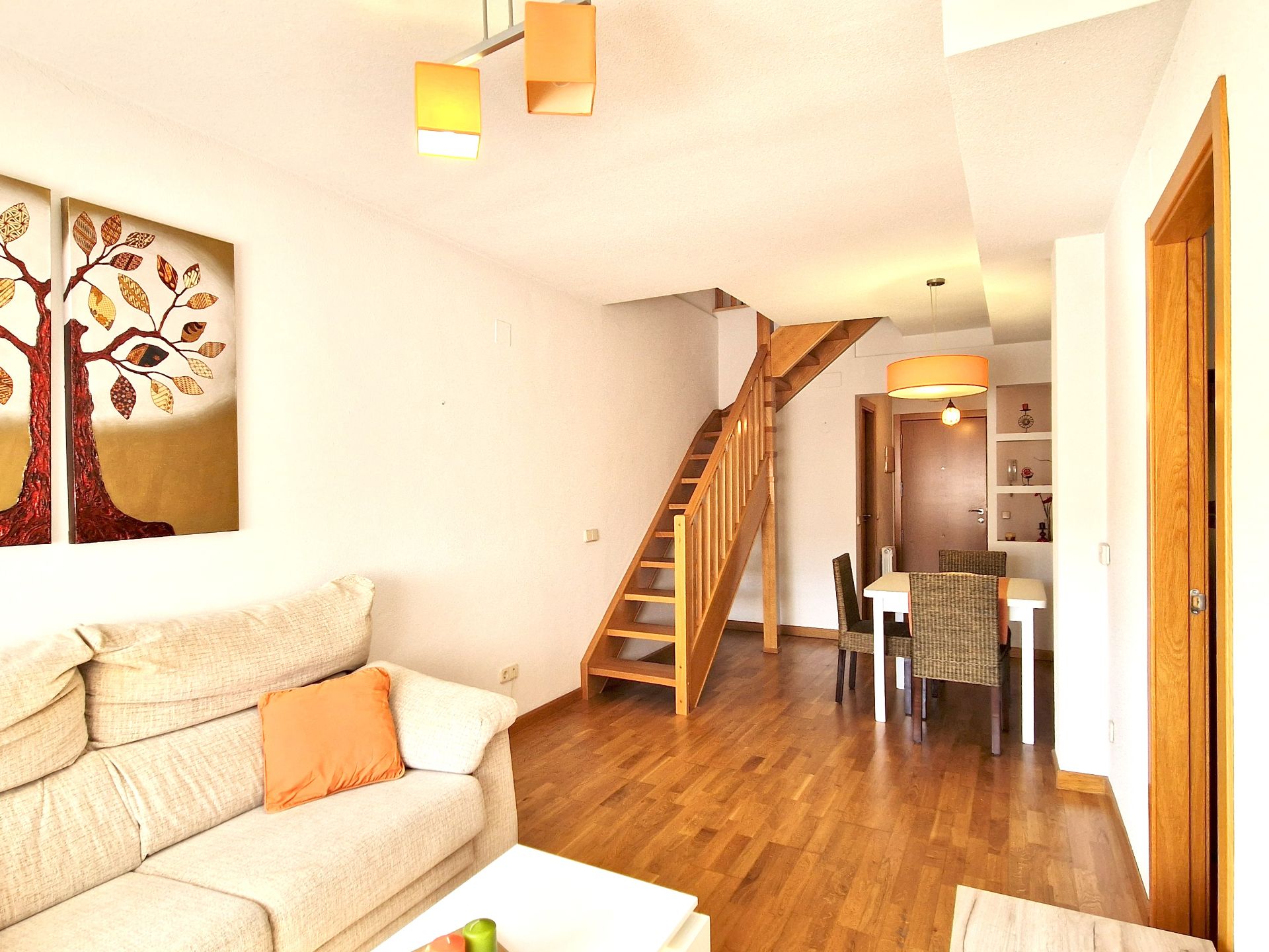 Sala de estar de Dúplex en venta en Olías del Rey con Calefacción, Trastero y Amueblado
