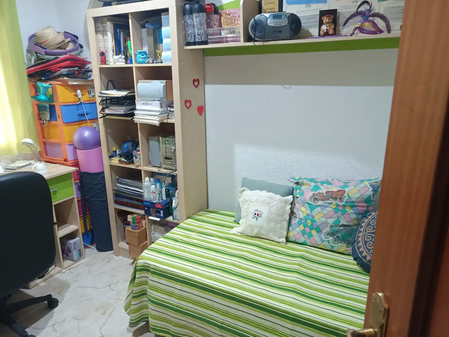 Dormitori de Casa o xalet en venda en Poniente-Norte - Miralbaida - Parque Azahara
