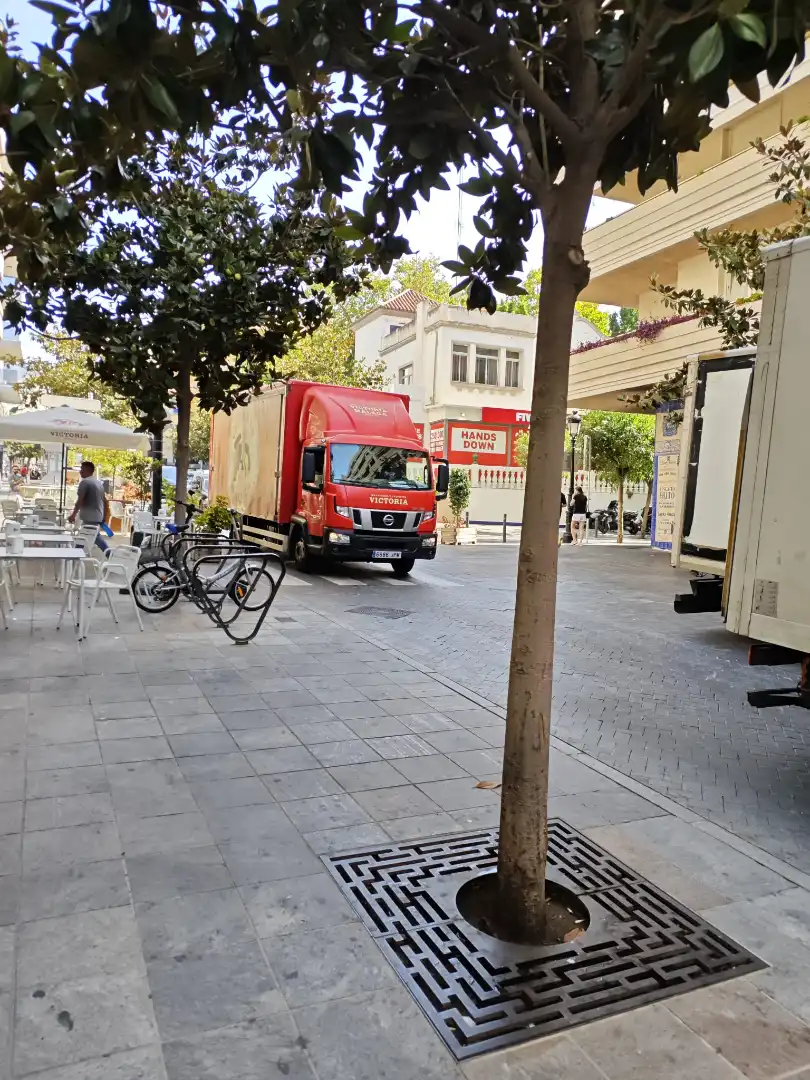 Local comercial en traspaso en Avenida Miguel Cano, imagen 3