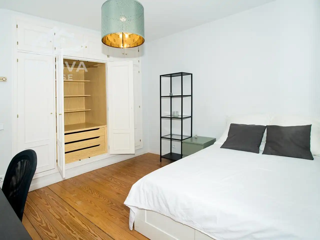 Habitación de Piso para compartir en Segovia con Calefacción, Jardín privado y Amueblado