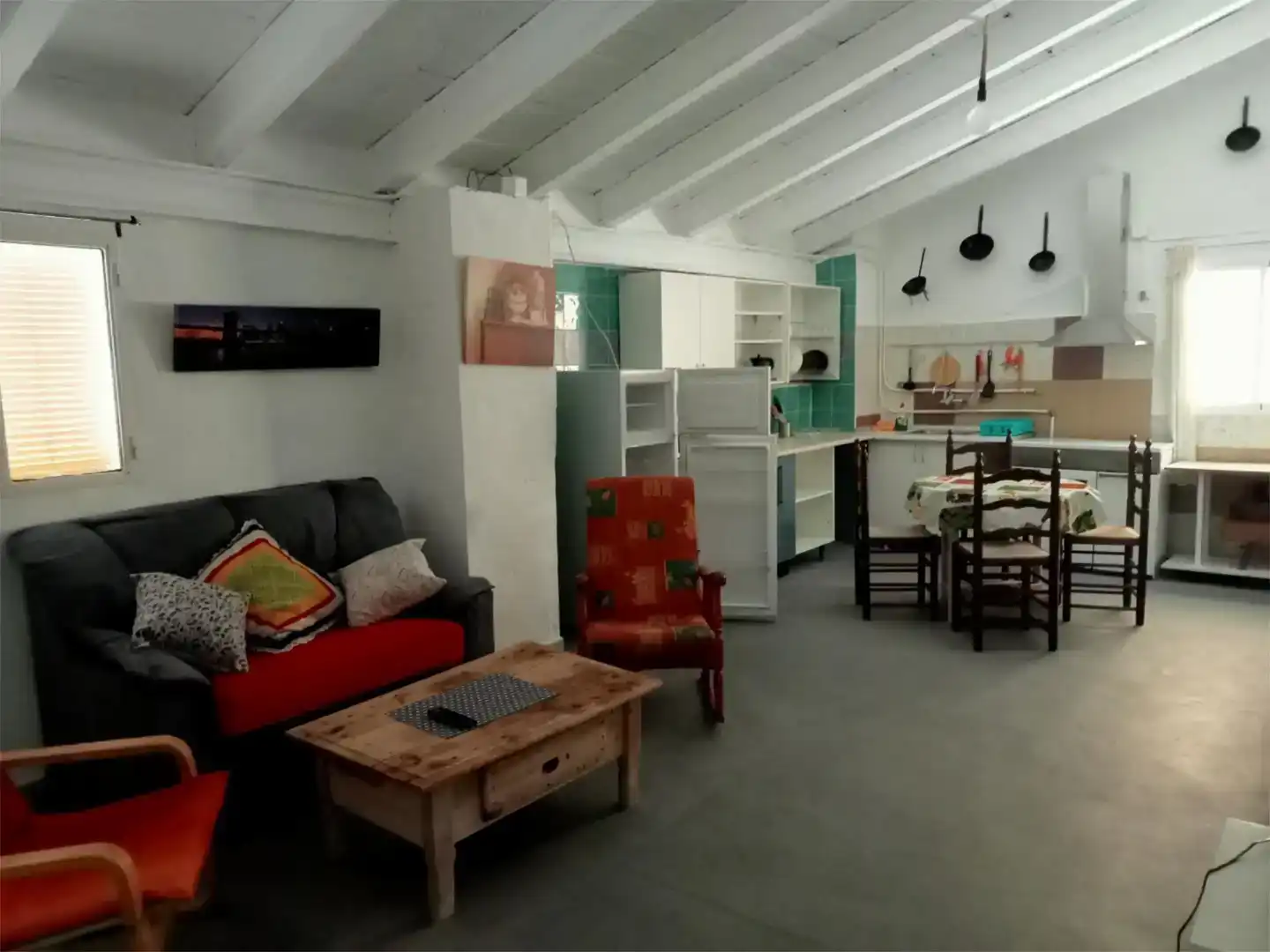 Sala d'estar de Finca rústica en venda en Beas de Segura amb Aire condicionat, Piscina i Moblat