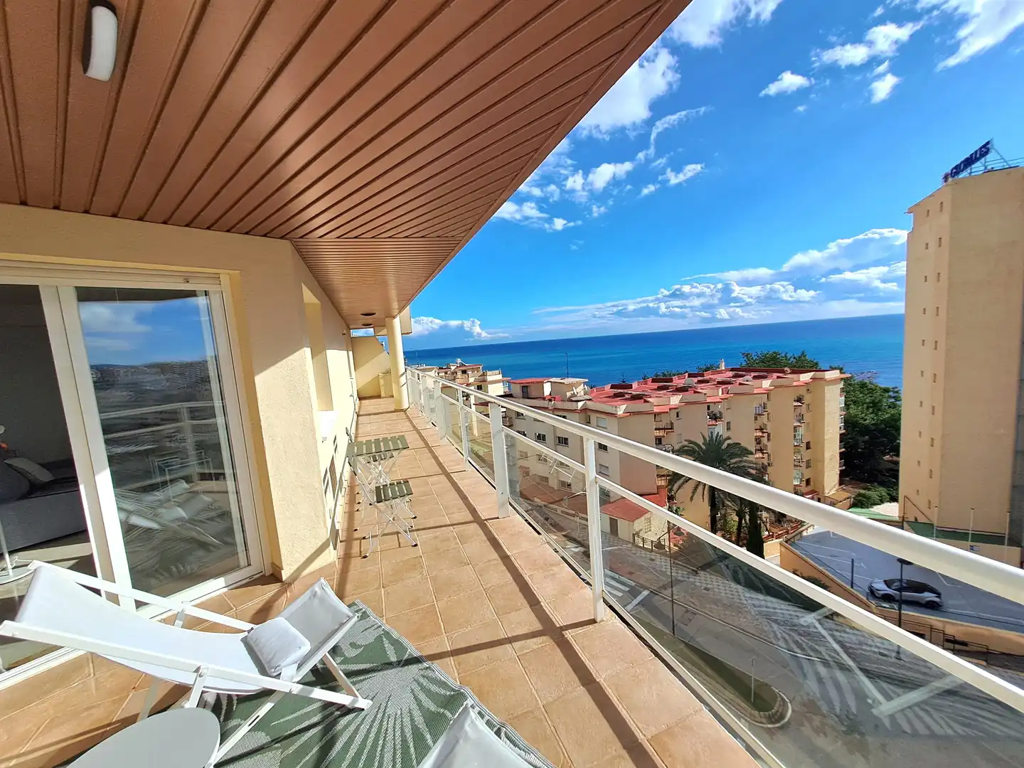 Piso con piscina en venta en Las Gaviotas  - Carvajal