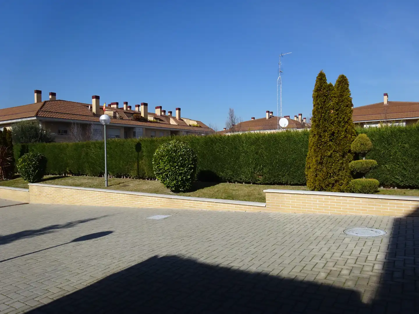 Jardín de Piso de alquiler en Villaviciosa de Odón con Aire acondicionado, Calefacción y Parquet